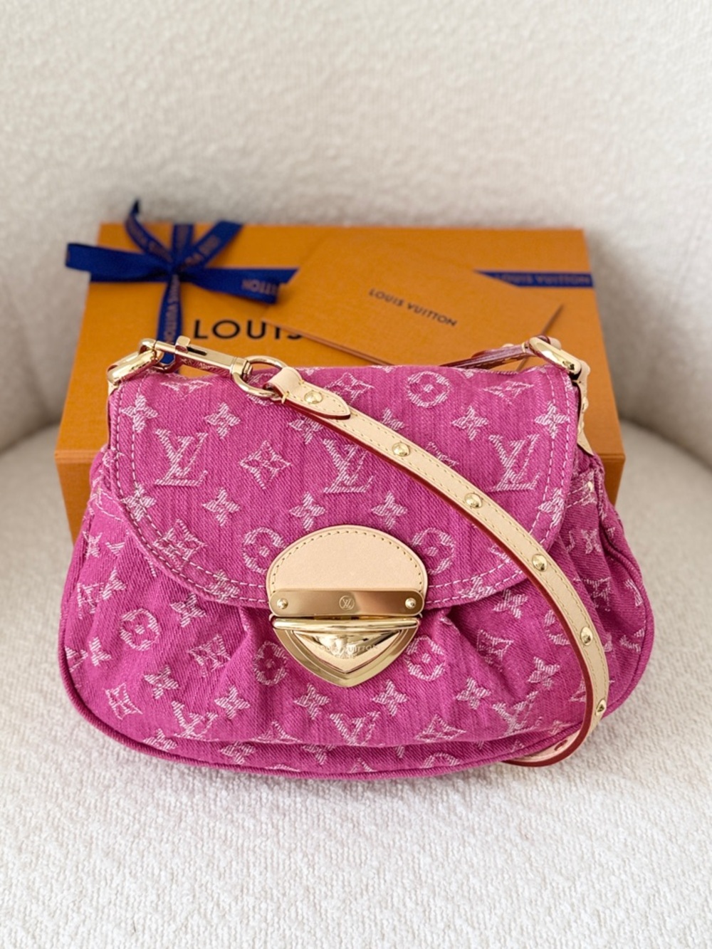 ✨NEW✨Louis Vuitton 2026 Monogram Denim Sunset Shoulder Bag - Fuchsia Denim